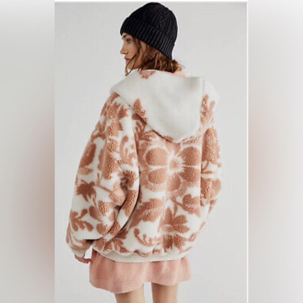 Free People Canyon Moon Cardi Coat Faux Fur Hooded Oversize Zip Ivory Tan L.
